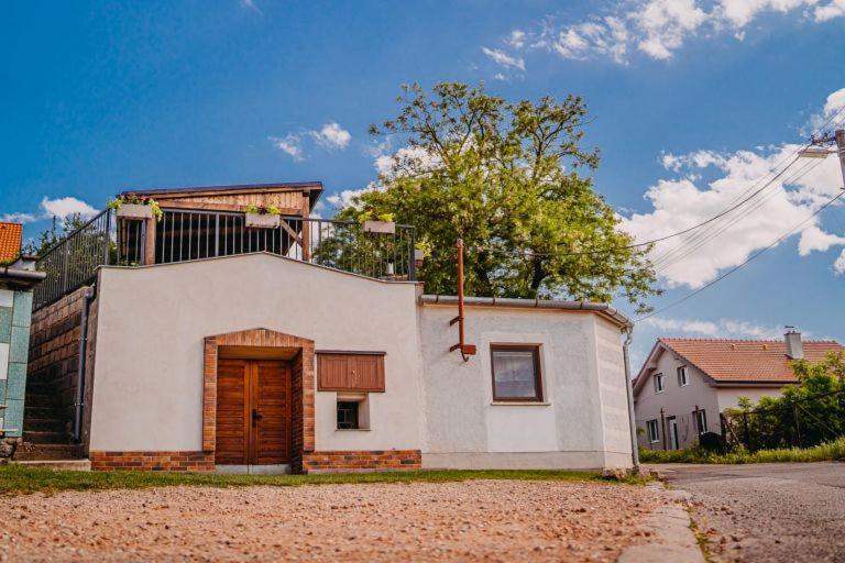 Deduv Sklep Apartment Hlohovec Exterior foto