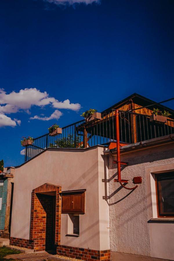 Deduv Sklep Apartment Hlohovec Exterior foto