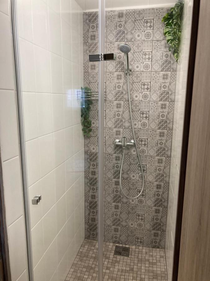 Deduv Sklep Apartment Hlohovec Exterior foto